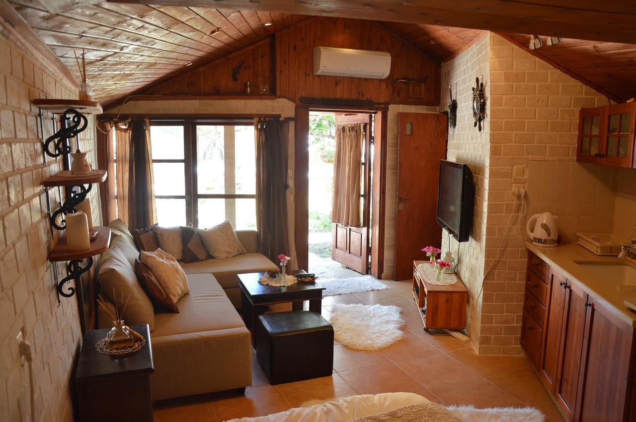 Czarina Cabin הבקתה הקיסרית Cezarea Zewnętrze zdjęcie
